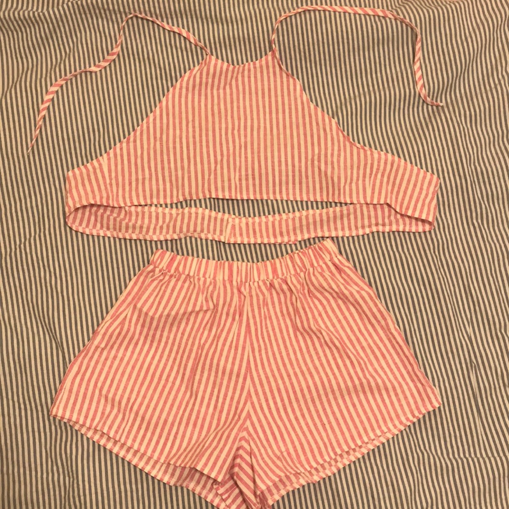 Brand new shorts with a high waist and top